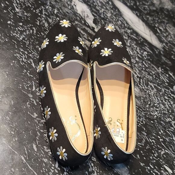 BRAND NEW C. WONDER'S FLORAL EMBROIDERED WOMEN'S  LOAFERS - Picture 15 of 16